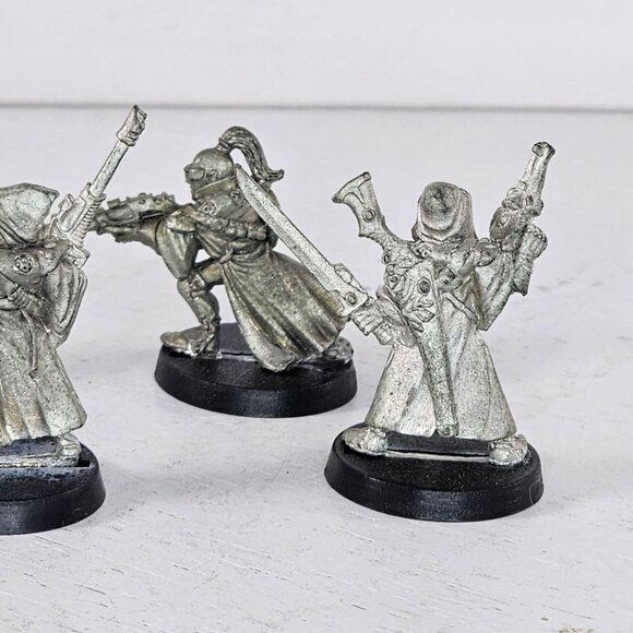 Action_Figures_&_Playsets